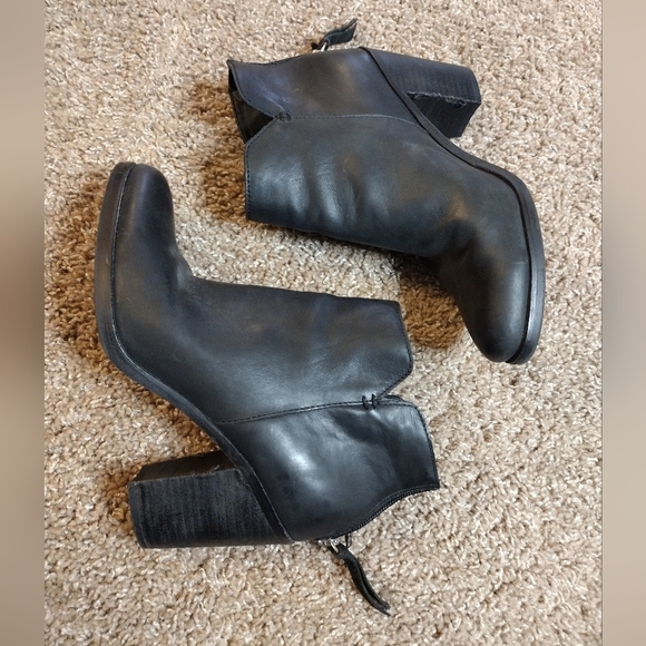 BP Black Leather Ankle Booties With Chunky Block Heel 8.5 - Picture 2 of 15